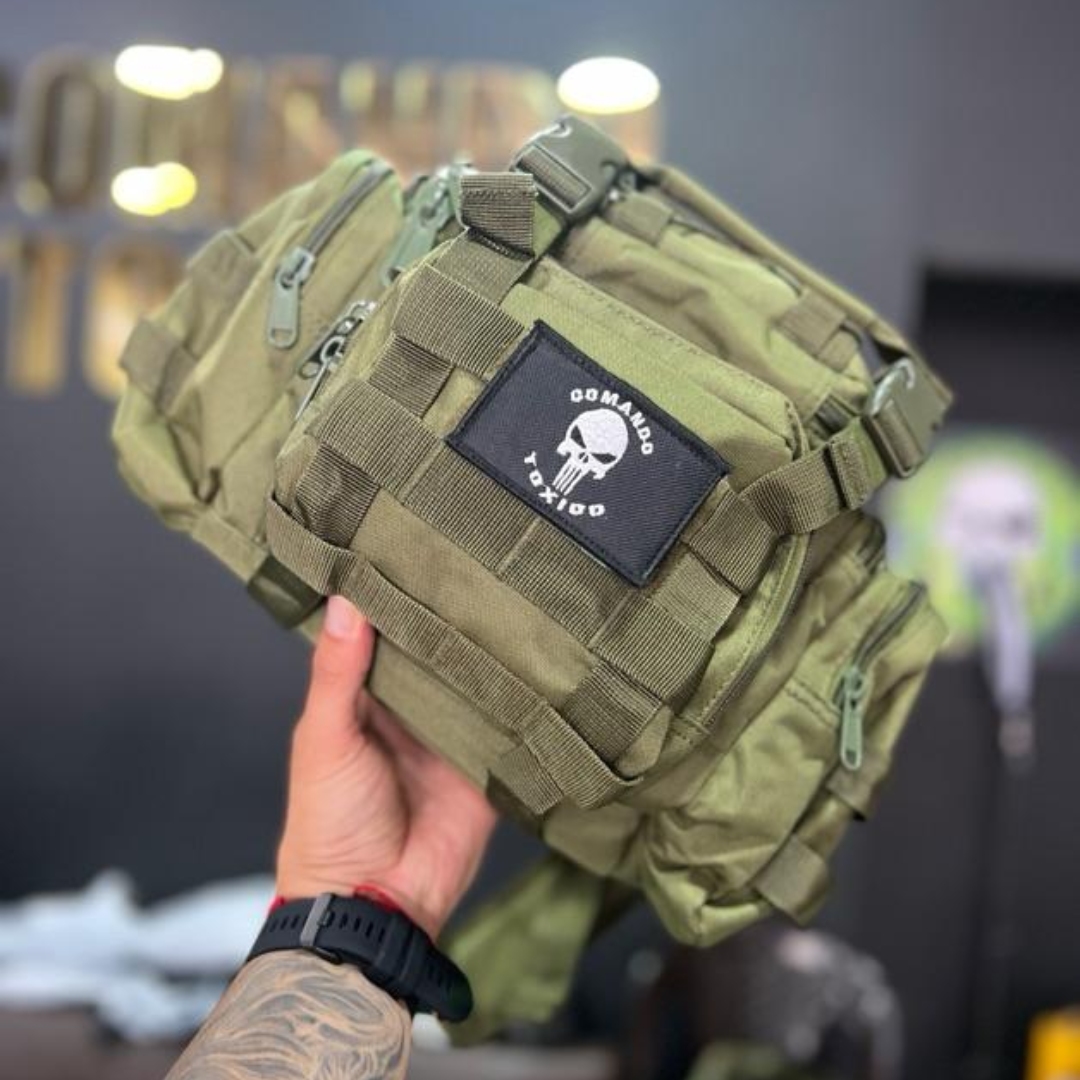 Canguro tactico m5-Compacto, resistente y listo para la acción.